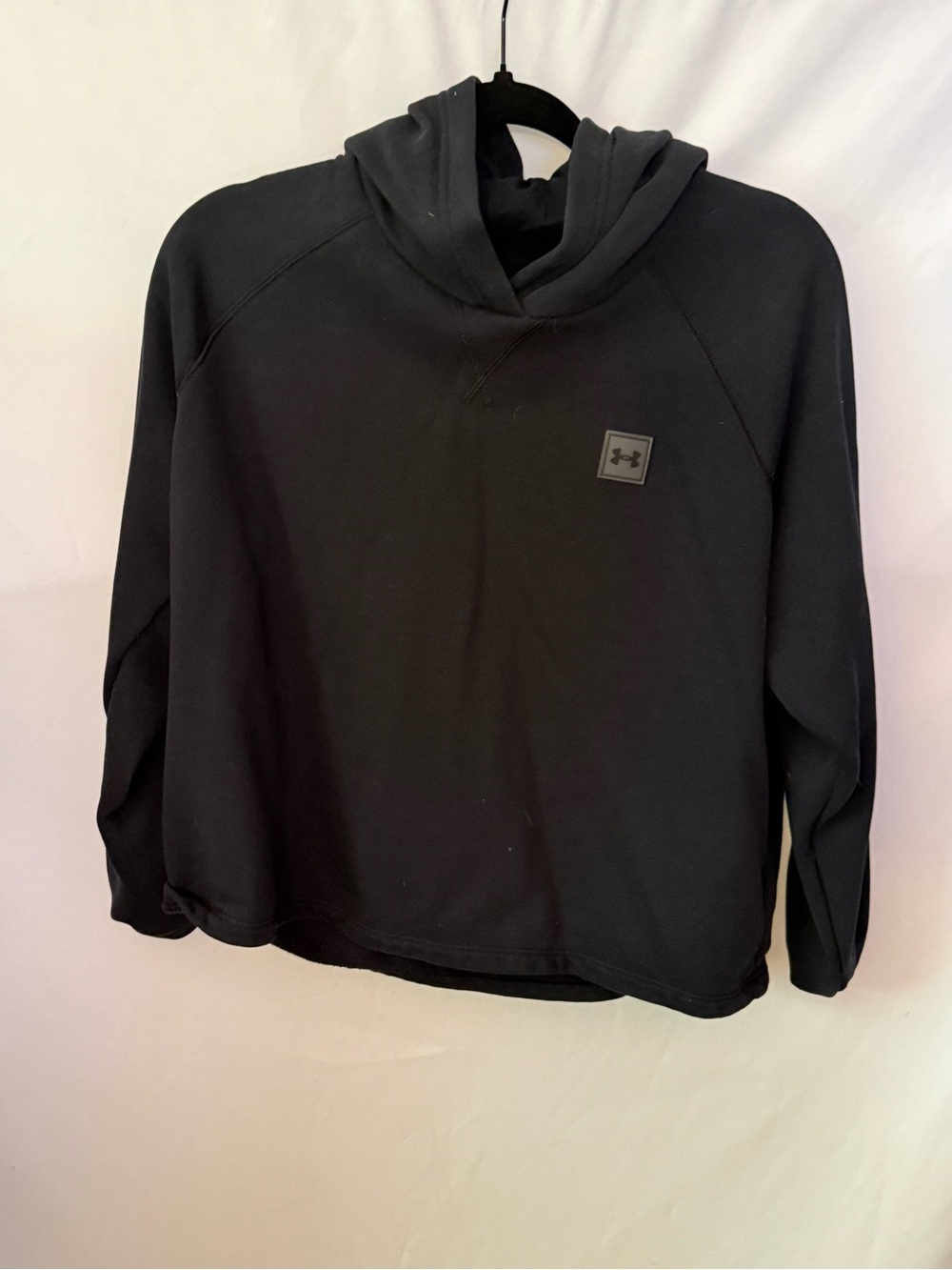 Under Armour Women’s ' Black Pullover Cropped Hoodie Sz Large